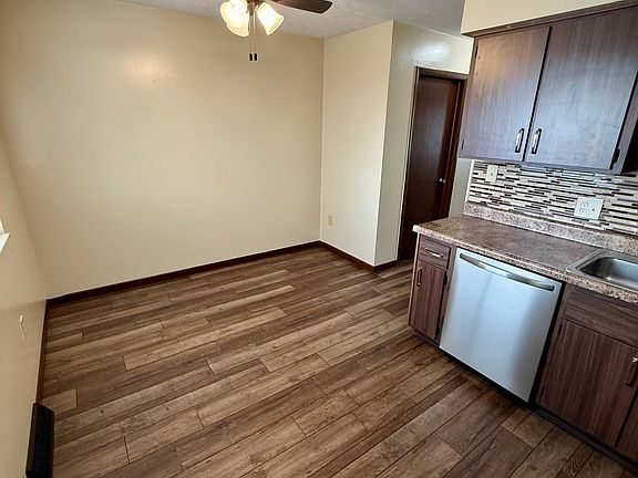 2nd image of 3686 Broadway #3208