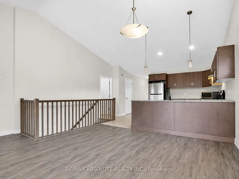 15 Seabert Dr — Photo 5