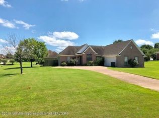 141 Lori Ln, Senatobia, MS 38668