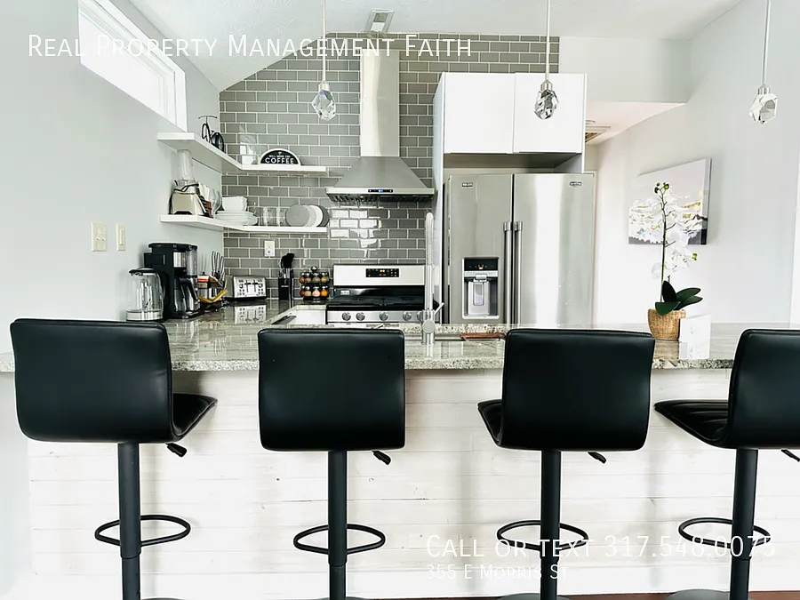 2-Bedroom Home with Extra Garage Space — Photo 4
