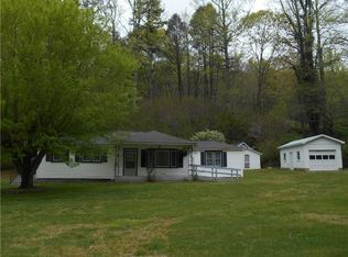 2075 Zacks Fork Rd, Lenoir, NC 28645