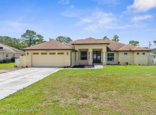 12026 Penguin Ave, Weeki Wachee, FL 34614