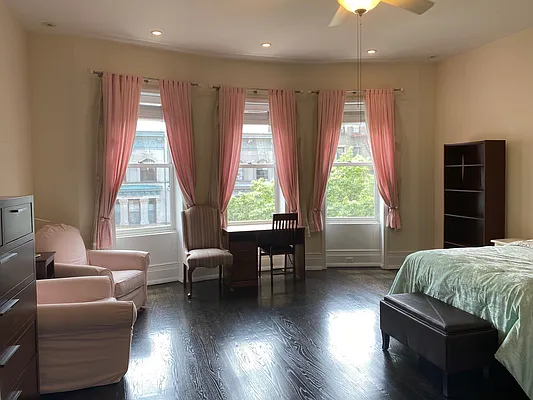 Rented by Owner | media 26