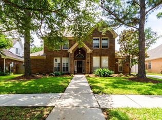 1907 Summer Reef Dr, League City, TX 77573