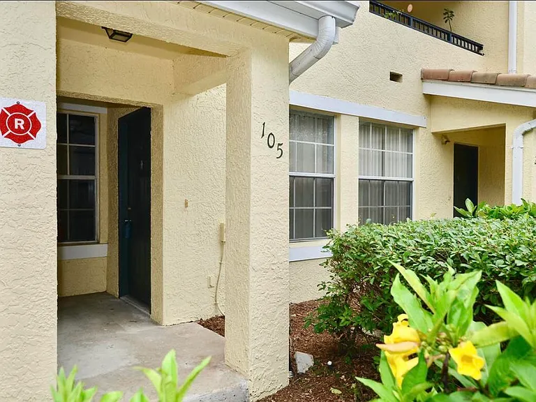 114 SW Peacock Blvd #8105 — Photo 29
