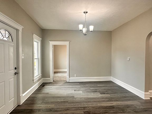 5th image of 610 N Monroe St