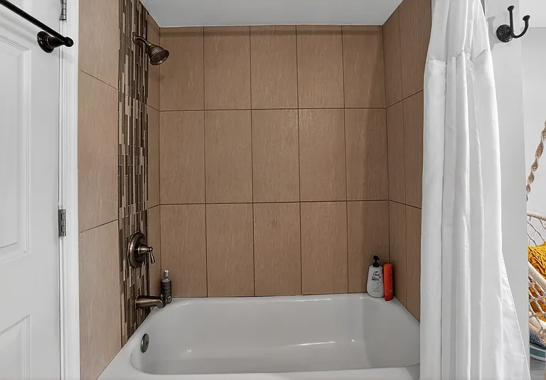 3615 Eastern Ave #1 — Photo 19