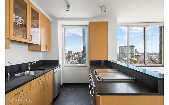 Sold by Douglas Elliman | media 7