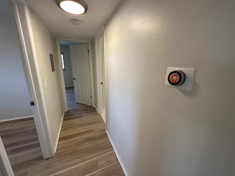 102 N Washington Ave — Photo 8