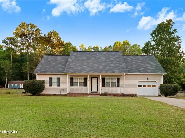 216 Koufax Drive, Pikeville, NC 27863