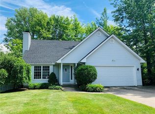 2267 Brooksboro Dr, Erie, PA