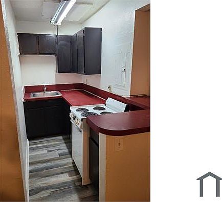 1st image of 1938 N Rockwell Ave #473