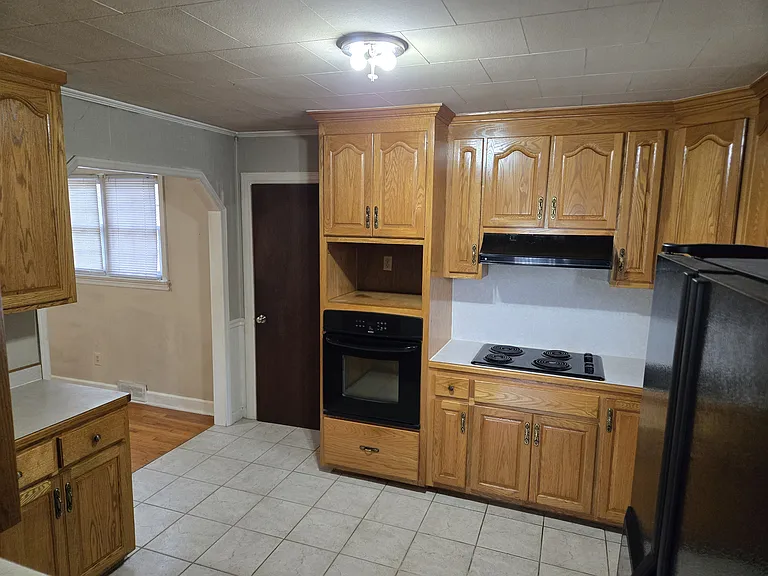 345 Park Ave — Photo 16