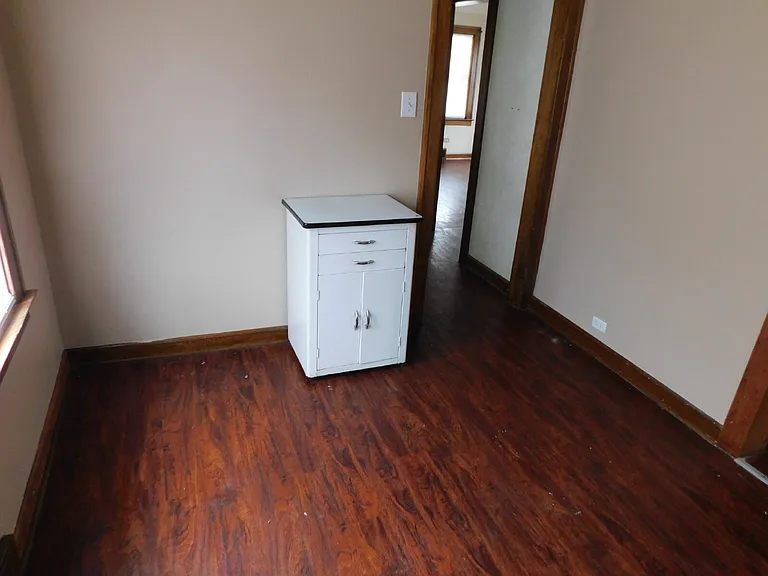 22615 Maxine St — Photo 9