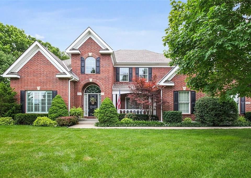 1st image of 3019 S Redtail Dr