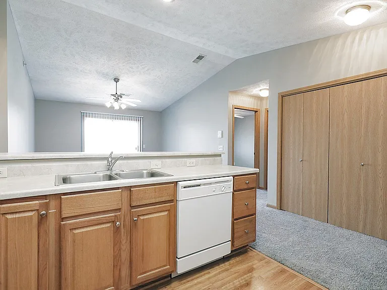 Lexington Ridge Apartments — Photo 29