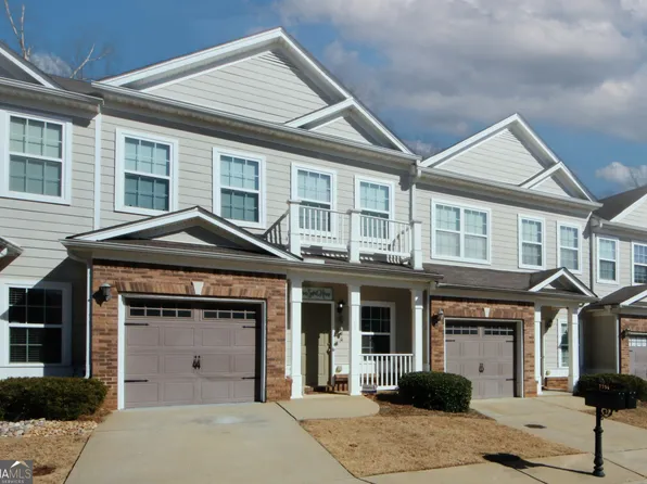 7754 Carnegie Dr, Fairburn, GA 30213