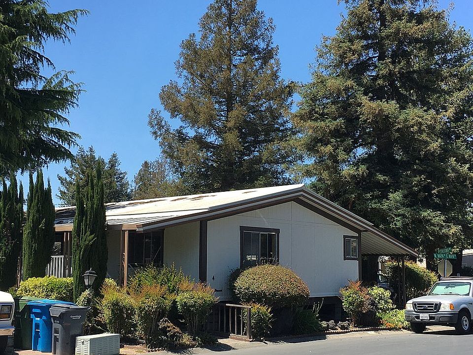 2nd image of 4 W Napa Dr