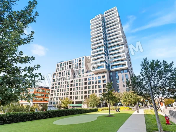 1650 Silver Hill Dr #1801, McLean, VA 22102