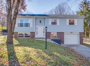 5700 Piasa Trl, Godfrey, IL 62035