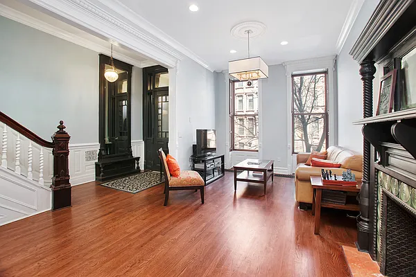 Rented by Compass | media 1