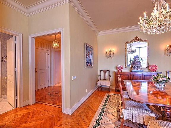 3rd image of 600 Port Of New Orleans Pl APT 8F