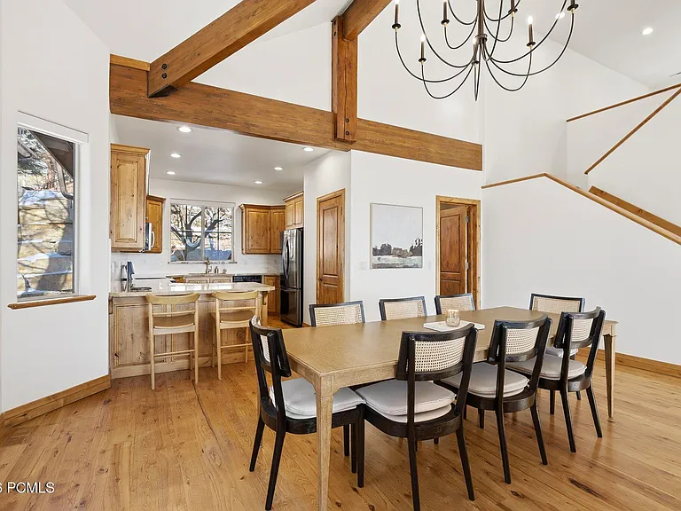 1239 W Links Dr — Photo 10