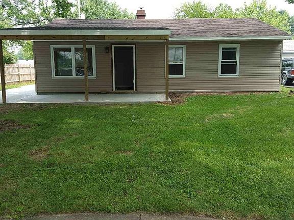 2nd image of 1695 Bowman Dr