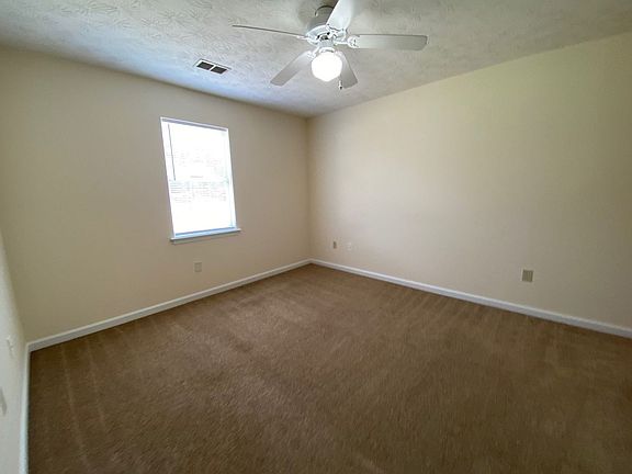 5th image of 111 Hunters Run Rd
