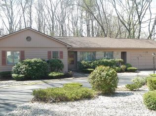 73 Williston Dr, Longmeadow, MA 01106