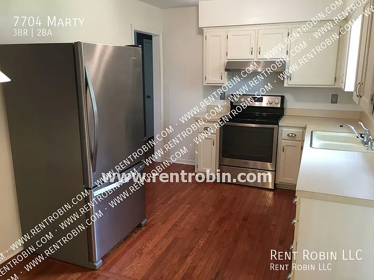 7704 Marty St — Photo 7