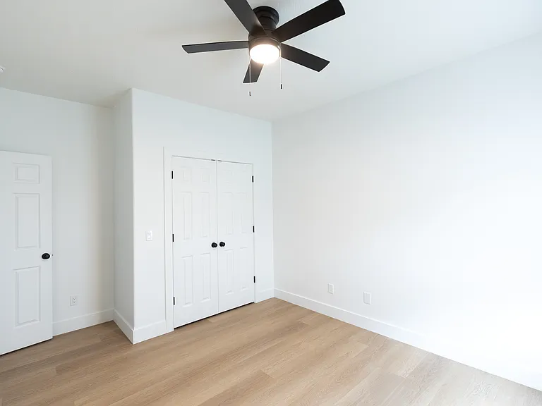 1410 E Fairwind — Photo 23