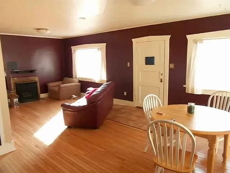 409 S University St — Photo 13