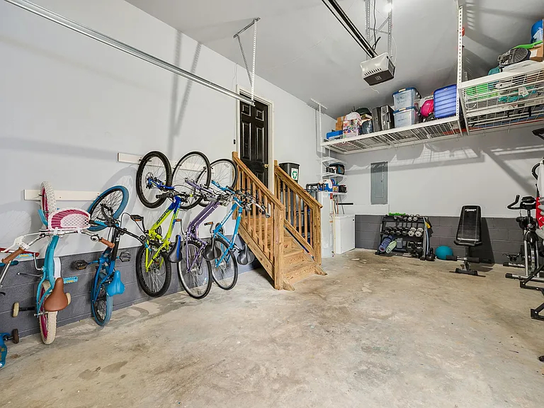 10136 Bon Air Crest Dr — Photo 46