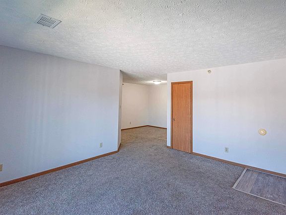 5th image of 3230 E John Hinkle Pl #D11