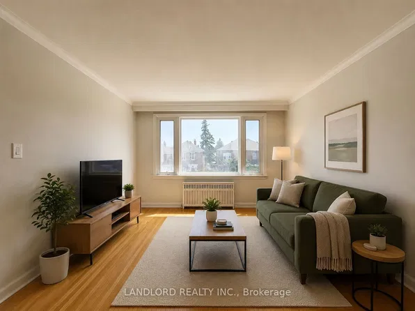 82 Lanark Ave Floor 2, Toronto, ON M6E 2G4