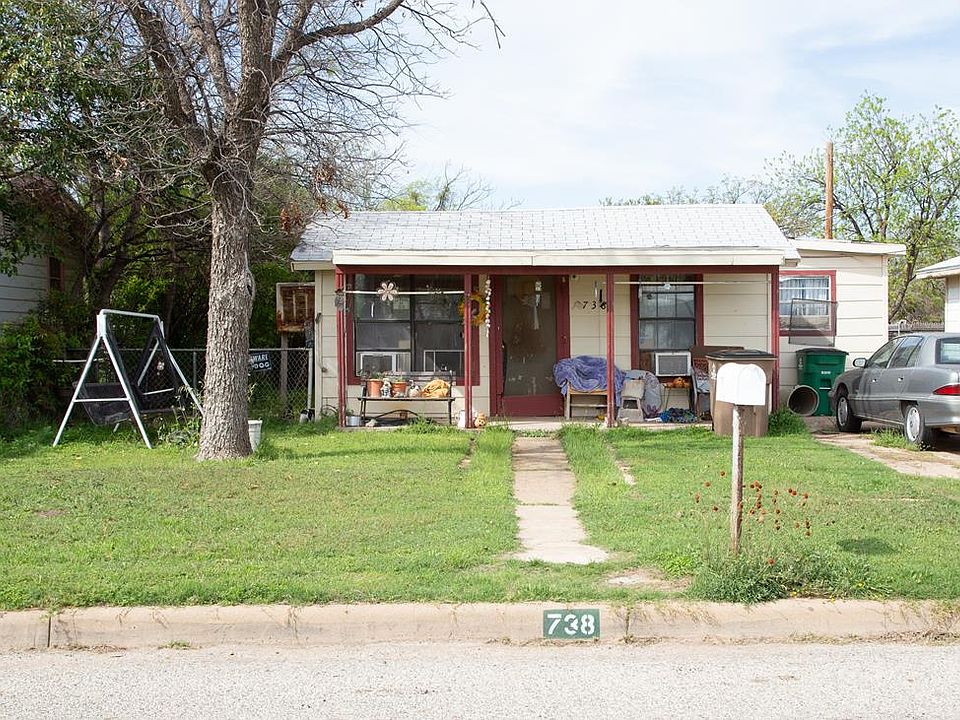 1st image of 738 Antonio St