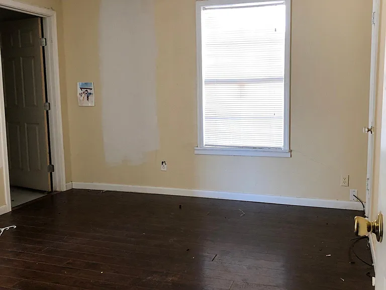 4707 Winnetka St — Photo 15