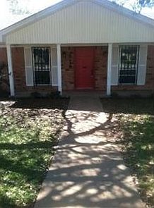 1st image of 818 Melrose Dr