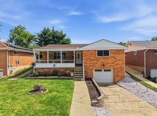 213 Maxwell St, Pittsburgh, PA 15205