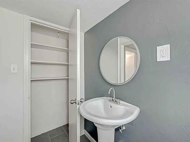 2420 McDuffie St #3 — Photo 7