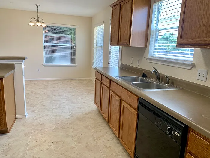 1613 Tea Leaf Dr — Photo 7