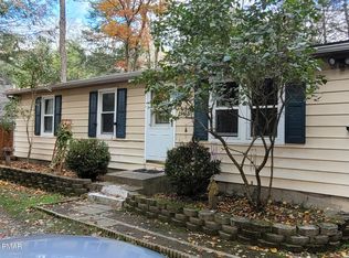1168 Thunder Dr, Pocono Summit, PA