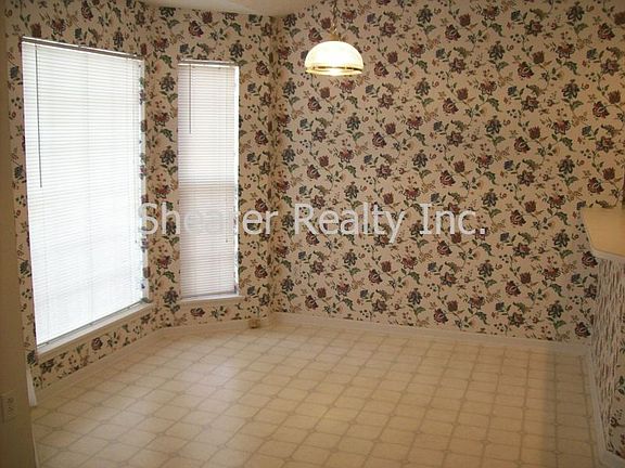 4th image of 5939 Carriage Oaks Dr