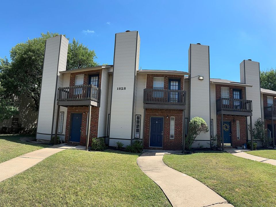 1st image of 1828 River Crossing Cir APT B