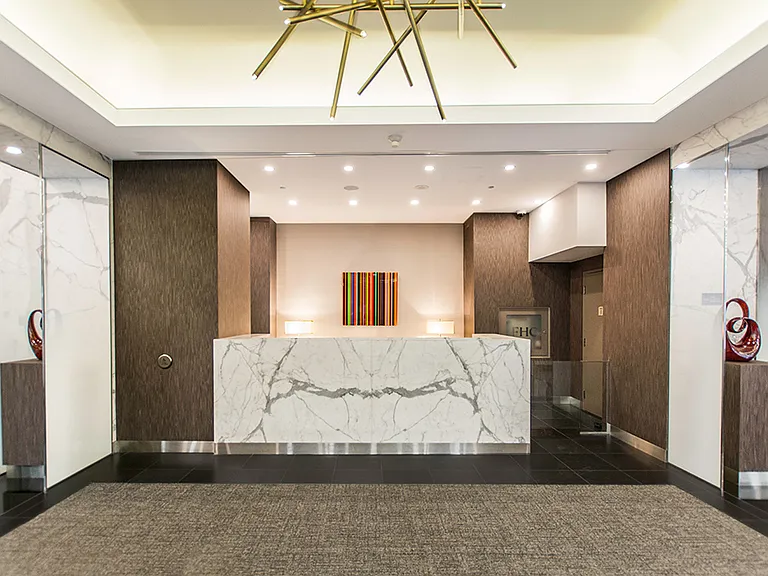 61 Yorkville Ave — Photo 13