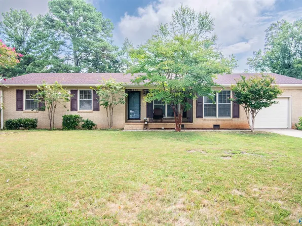 1820 Runnymead Ave SW, Decatur, AL 35601