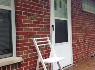 1225 Gilbert Ave, Saint Louis, MO 63119