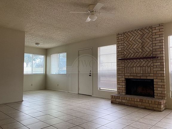 4th image of 2101 U S Grant Dr