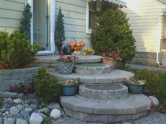 5th image of 245 Bauman Ave